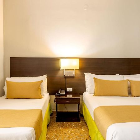 Hotel Manantial Melgar Dış mekan fotoğraf